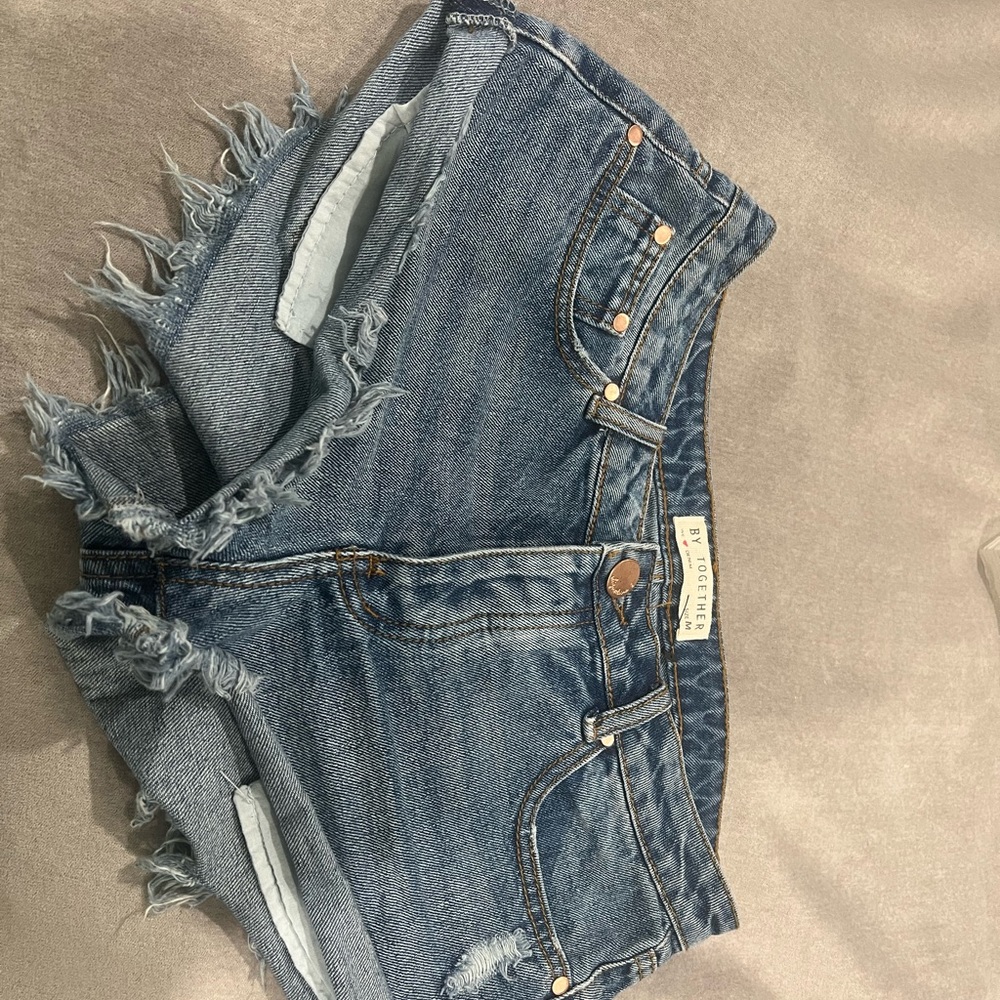 BY TOGETHER shorts M new